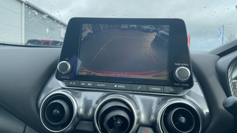 Nissan Juke 1.0 DiG-T 114 Acenta 5dr Petrol Hatchback